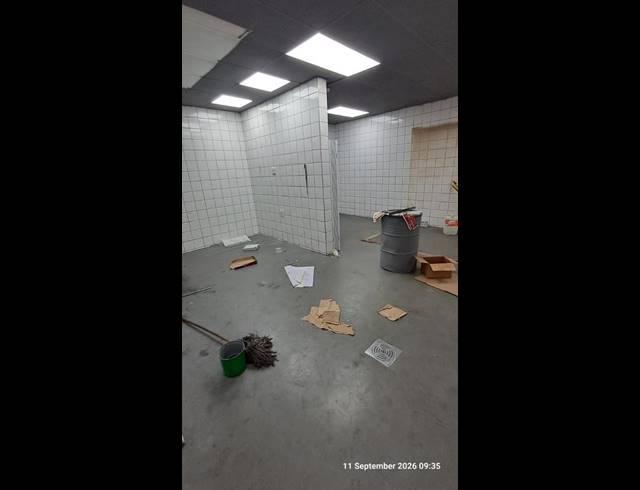 RETAIL PROPERTY TO RENT IN WOODLANDS